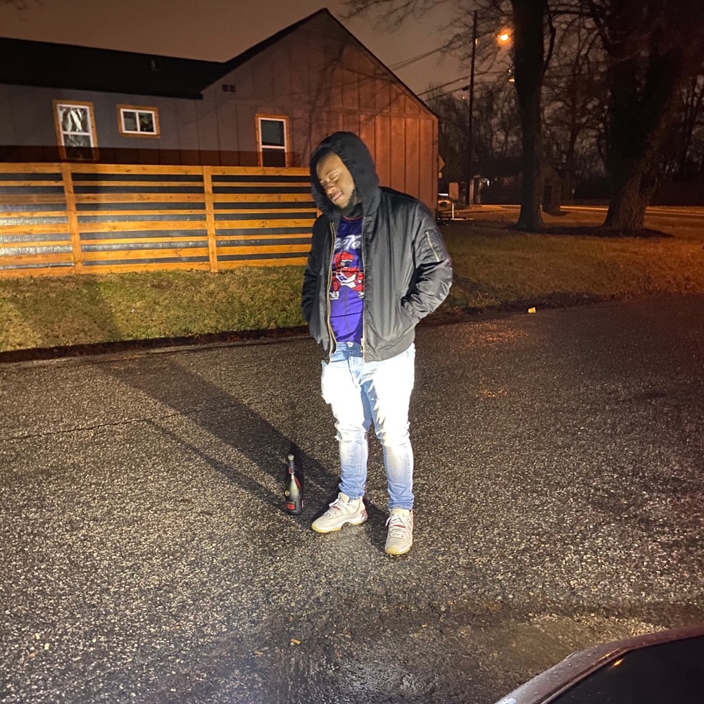 Meet your Posher, Corey